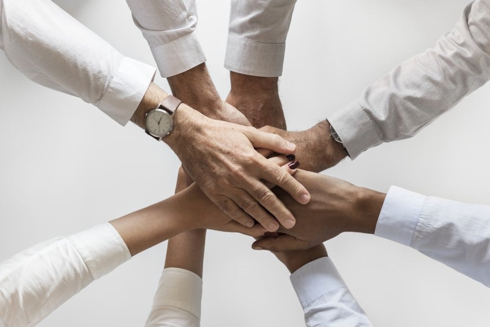 Working as a Team: 4 Tips on How to Work Together Effectively